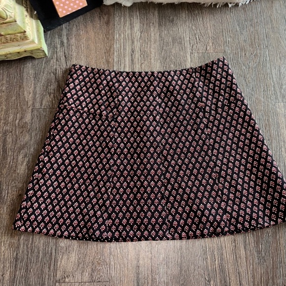 Loft size 14 petite adorable skirt excellent condition - Picture 1 of 8
